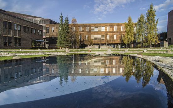 UiT's campus in daylight